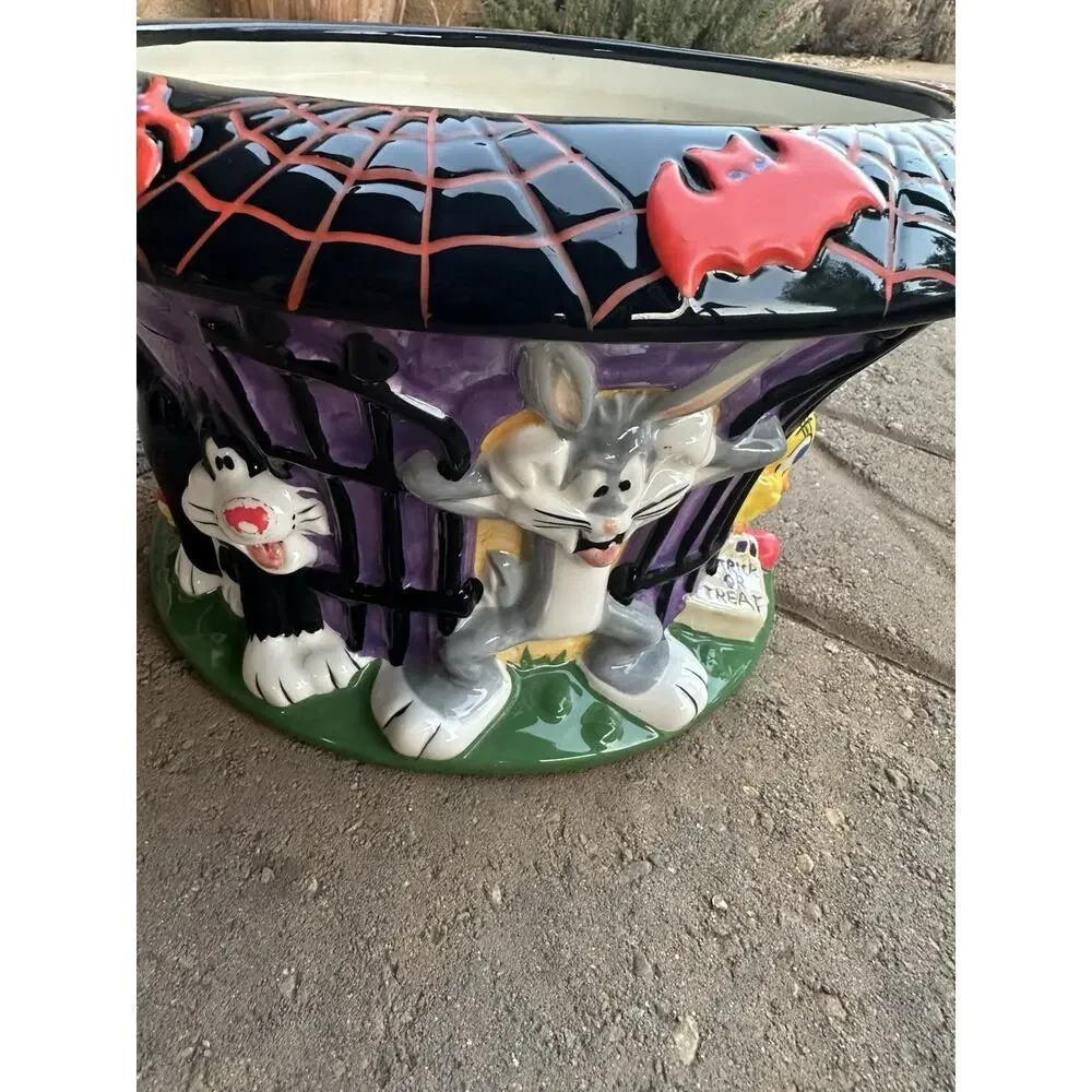 Looney Tunes Halloween Ceramic Warner Bros. Studio Store 1999 Candy Bowl